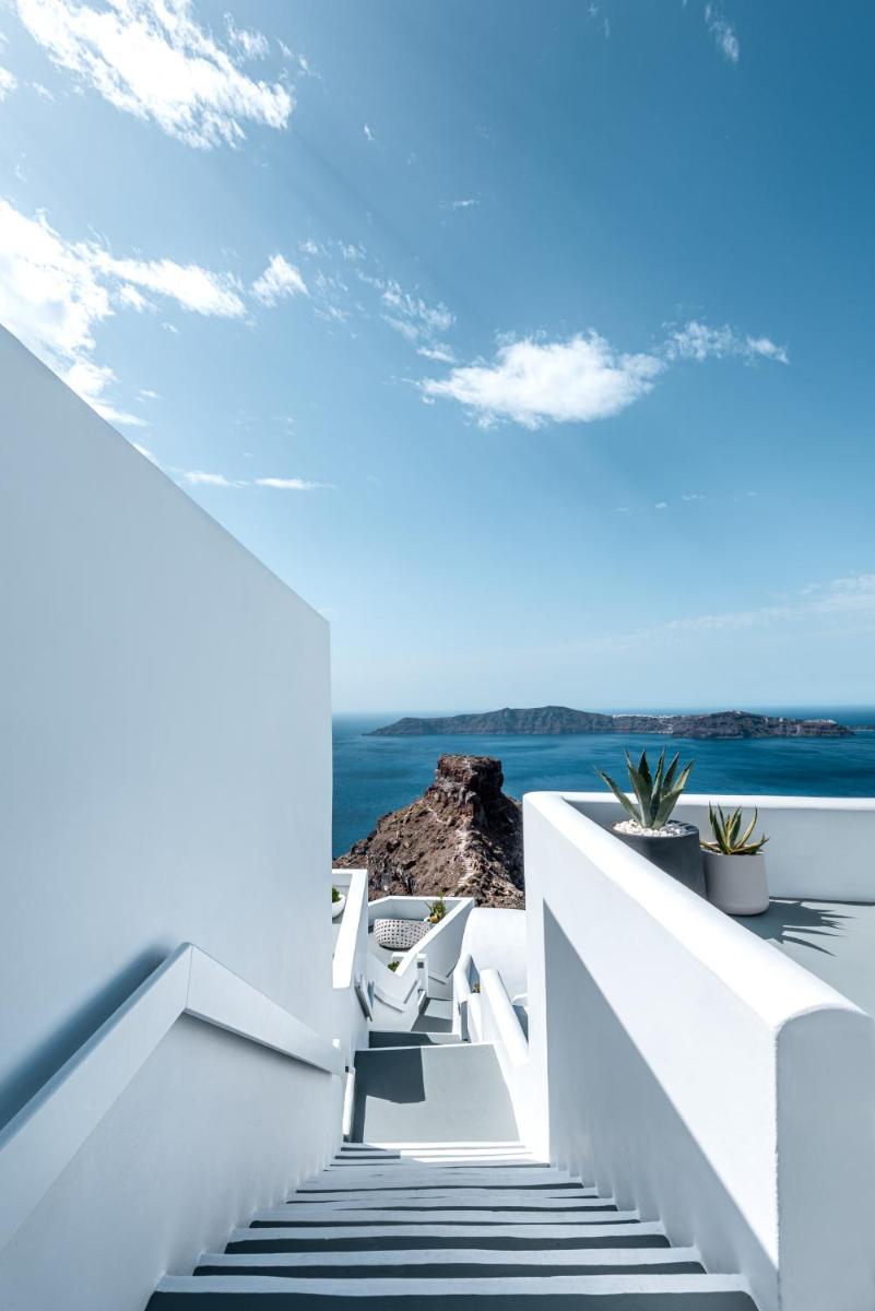 Grace Hotel, Auberge Collection