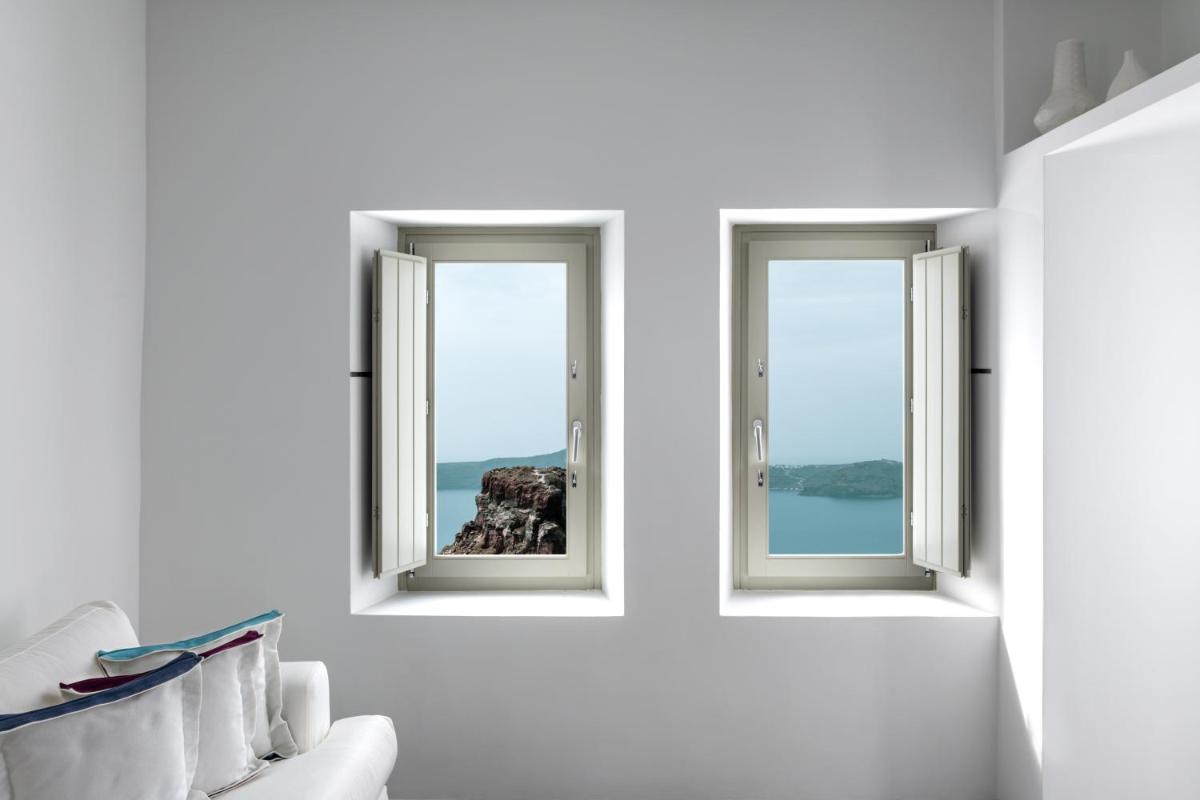 Grace Hotel, Auberge Collection