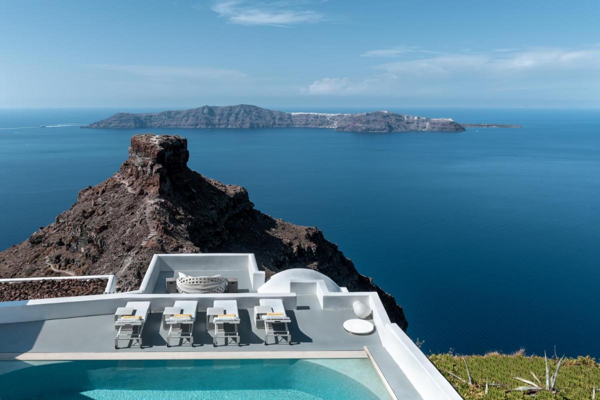 Grace Hotel, Auberge Collection